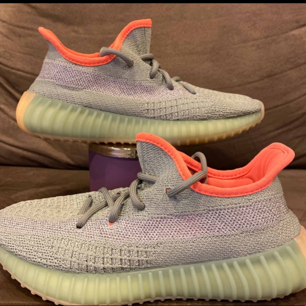 Yeezy 350 size 4